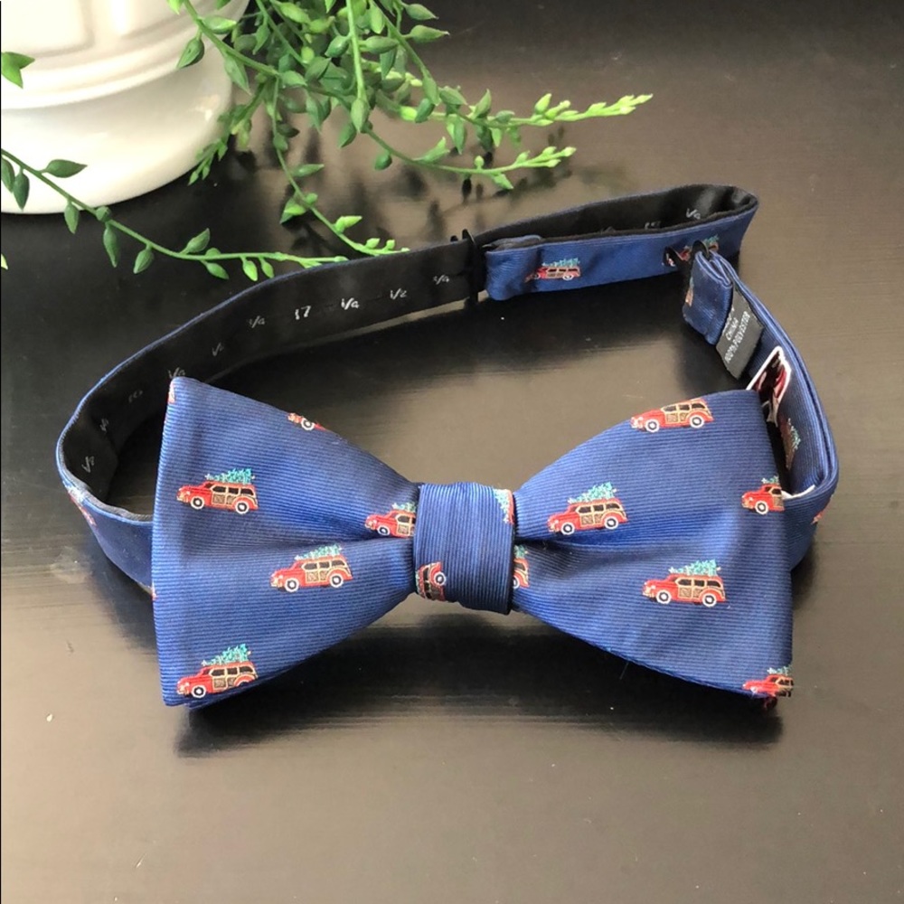 Knotty & Nice bow tie